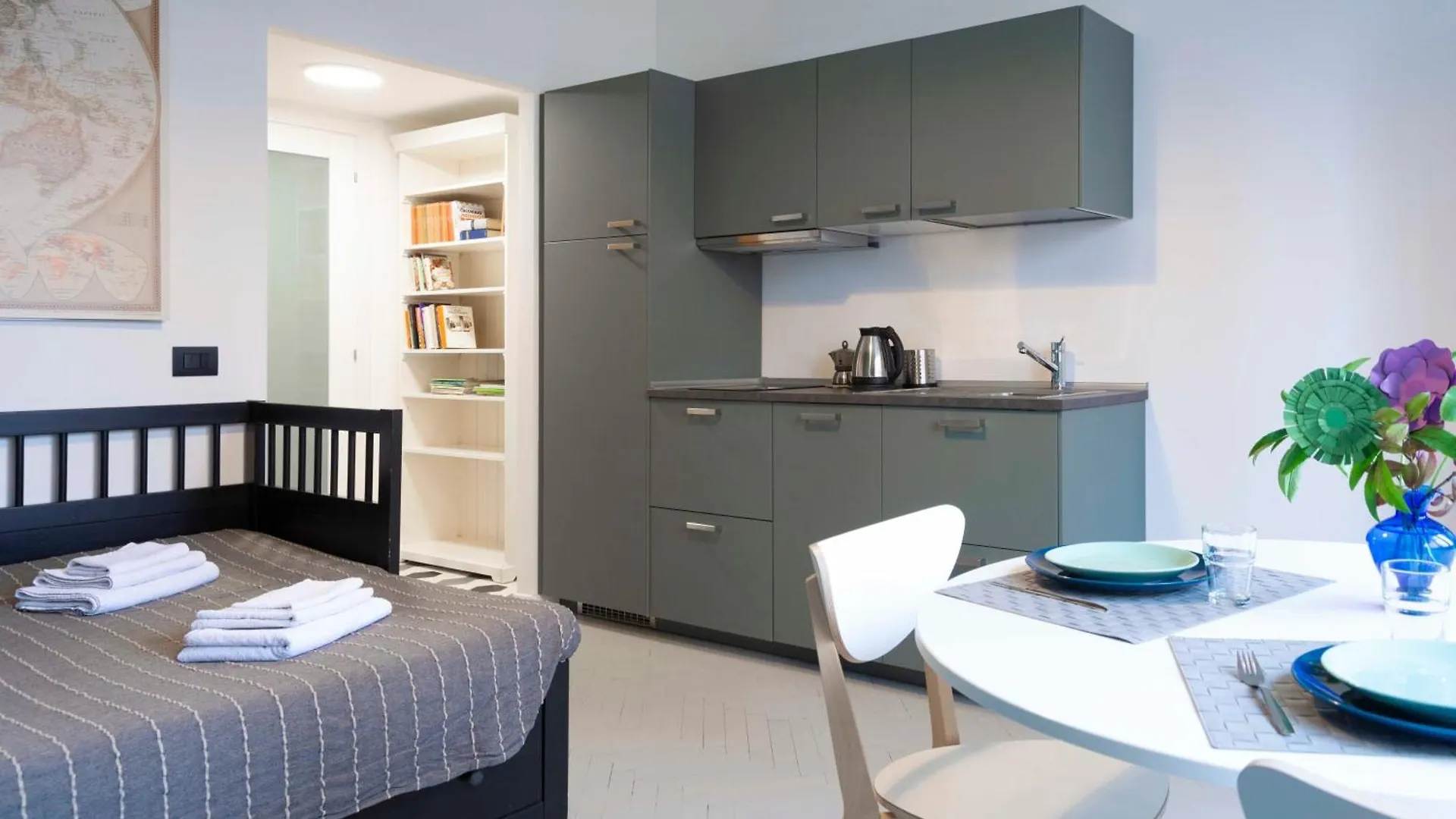 Apartment Federico Studio X2 Brenta Underground Milan Italy